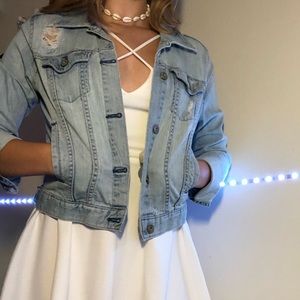 Jean jacket, medium, great condition